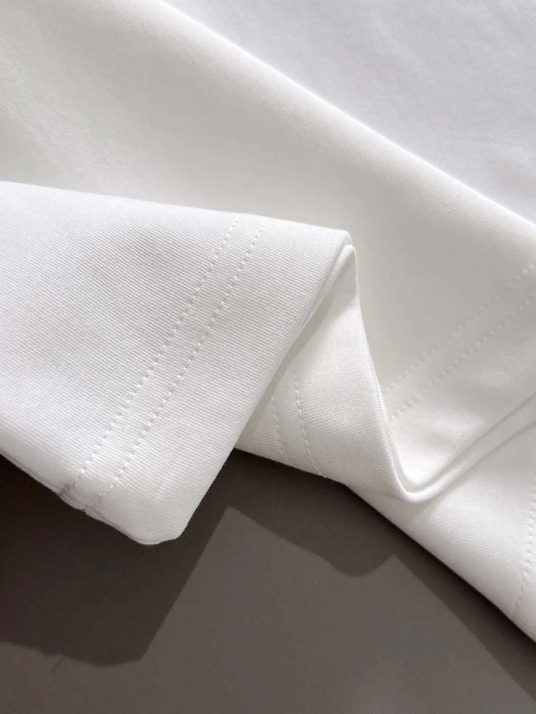 Quality 26ss New Arrival T ， ， T ， ， ！ 。 Size：M 4XL